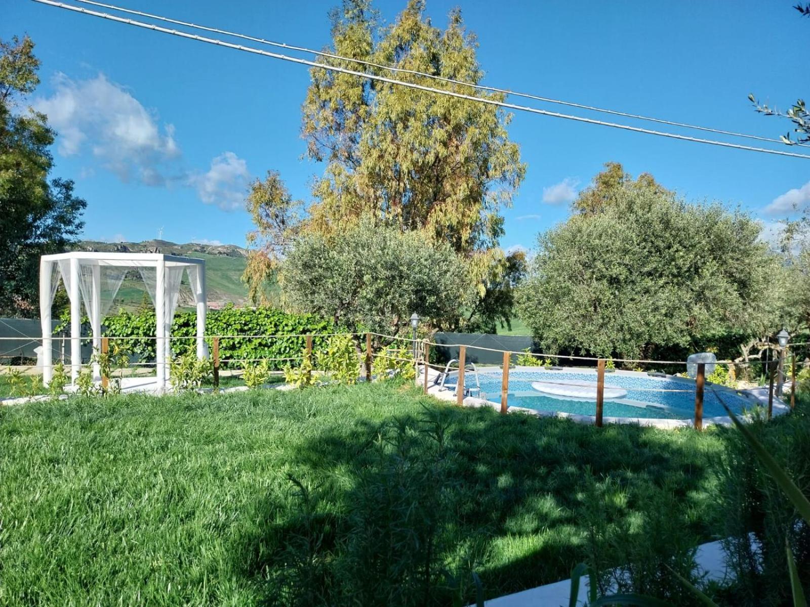 Casa Lachesi Caccamo Luaran gambar